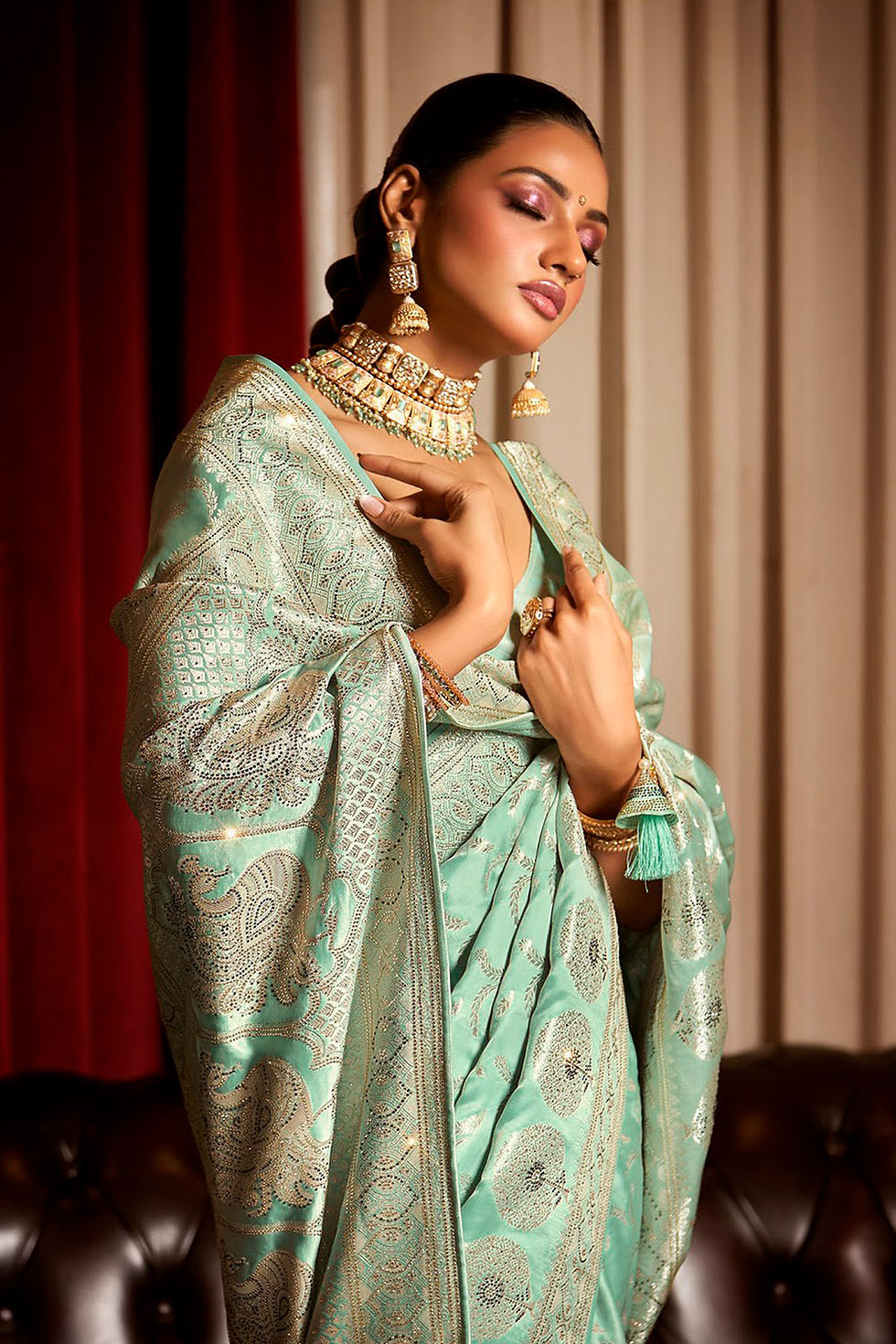 Bridal Sarees, Party Wear, Bollywood, Kanjivaram Saree, Net, Lehenga, Printed, Half Sarees, Chikankari, Bandhani, Georgette,