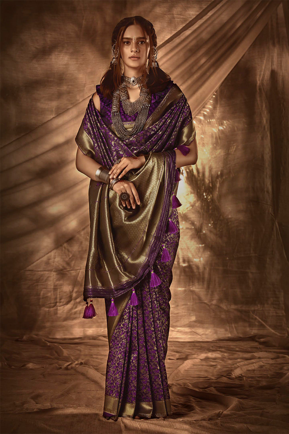 Bridal Sarees, Party Wear, Bollywood, Kanjivaram Saree, Net, Lehenga, Printed, Half Sarees, Chikankari, Bandhani, Georgette,