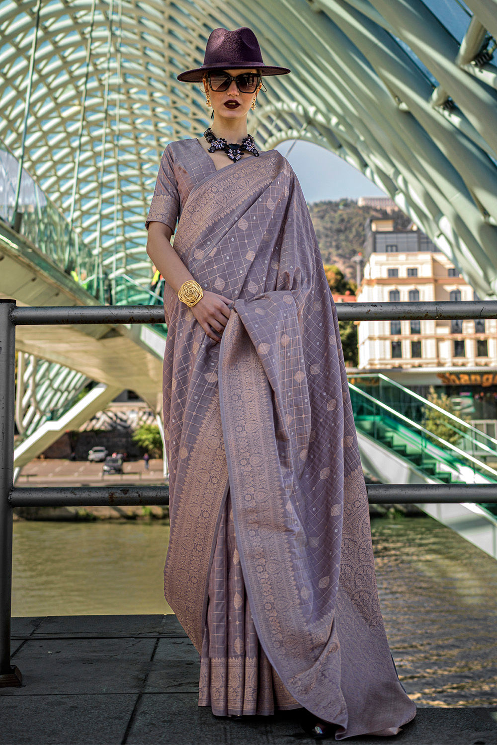 Bridal Sarees, Party Wear, Bollywood, Kanjivaram Saree, Net, Lehenga, Printed, Half Sarees, Chikankari, Bandhani, Georgette,