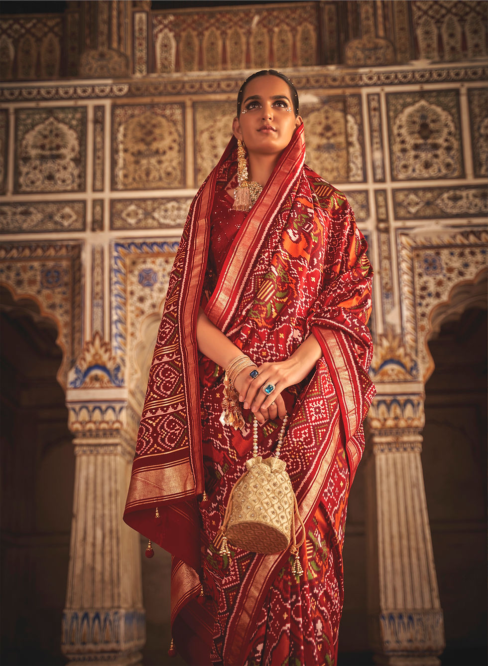 Bridal Sarees, Party Wear, Bollywood, Kanjivaram Saree, Net, Lehenga, Printed, Half Sarees, Chikankari, Bandhani, Georgette,