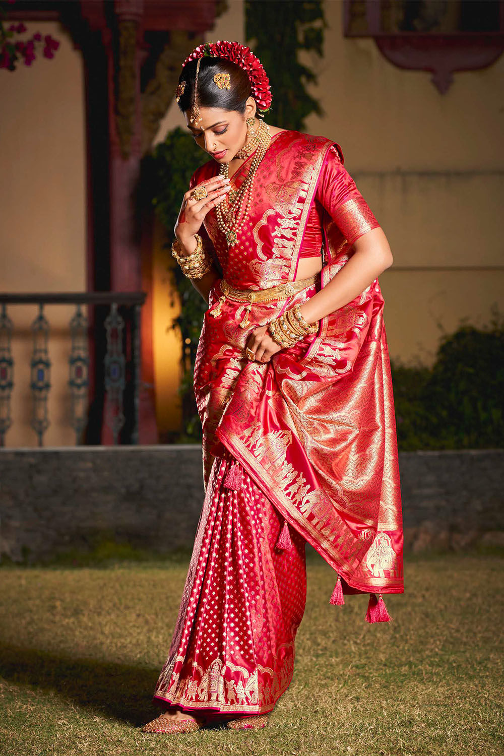 Bridal Sarees, Party Wear, Bollywood, Kanjivaram Saree, Net, Lehenga, Printed, Half Sarees, Chikankari, Bandhani, Georgette,