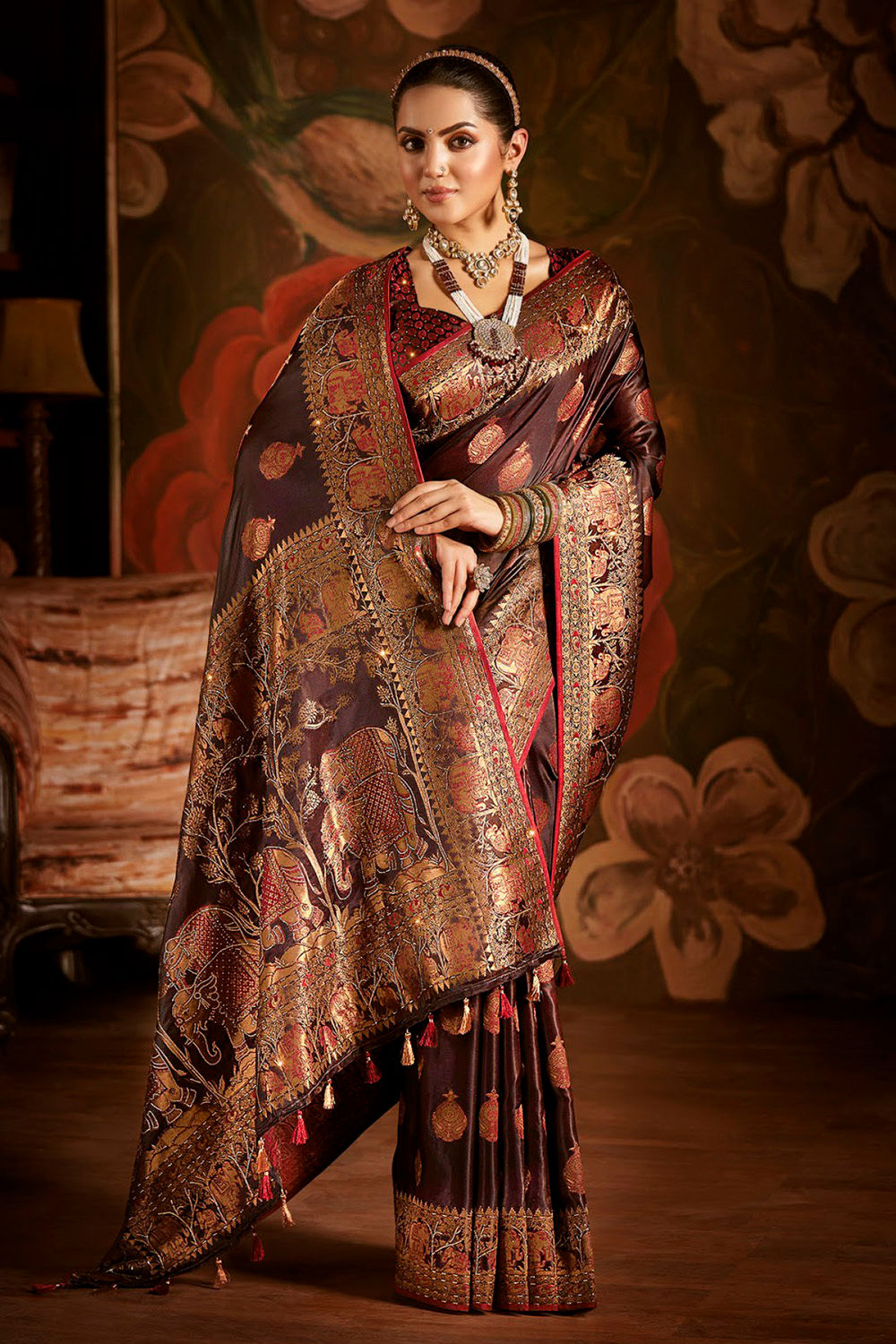 Bridal Sarees, Party Wear, Bollywood, Kanjivaram Saree, Net, Lehenga, Printed, Half Sarees, Chikankari, Bandhani, Georgette,