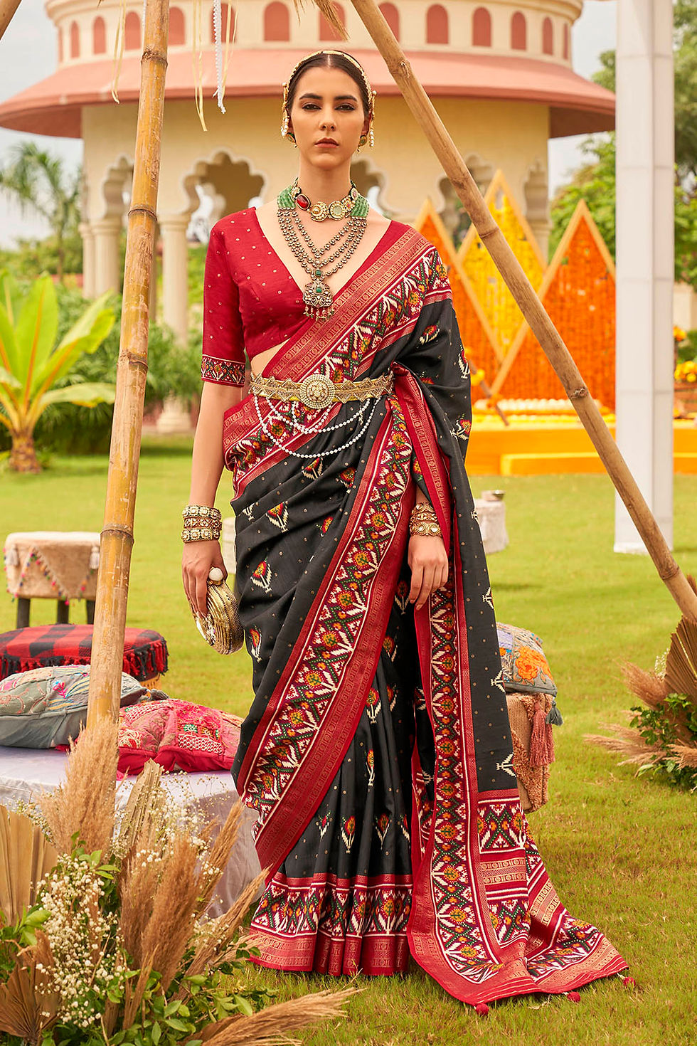 Bridal Sarees, Party Wear, Bollywood, Kanjivaram Saree, Net, Lehenga, Printed, Half Sarees, Chikankari, Bandhani, Georgette,