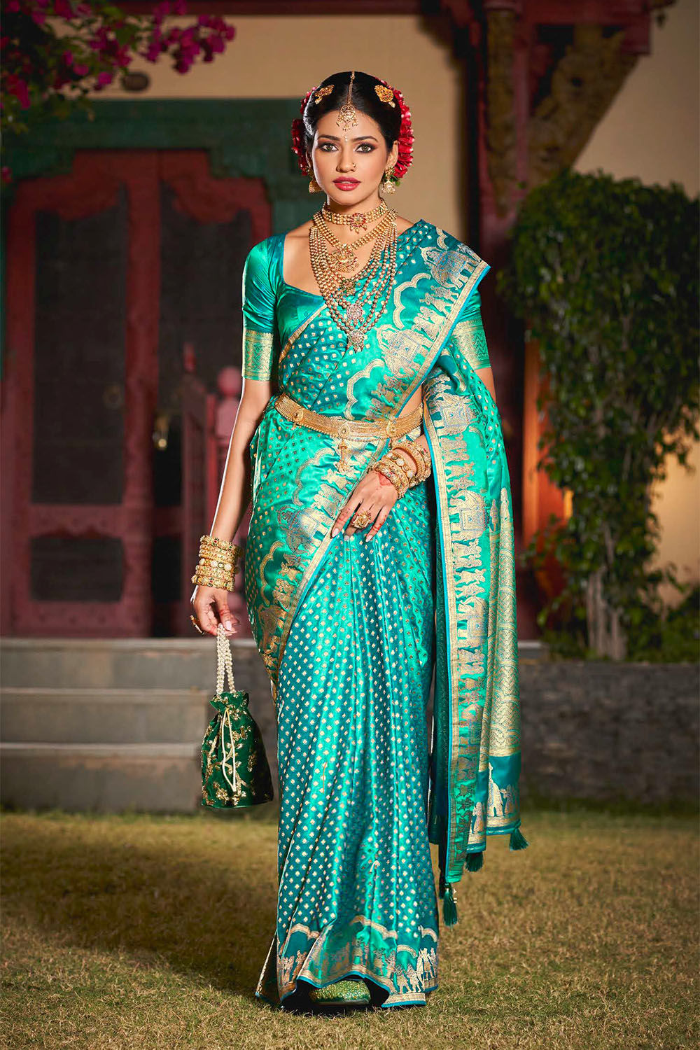 Bridal Sarees, Party Wear, Bollywood, Kanjivaram Saree, Net, Lehenga, Printed, Half Sarees, Chikankari, Bandhani, Georgette,