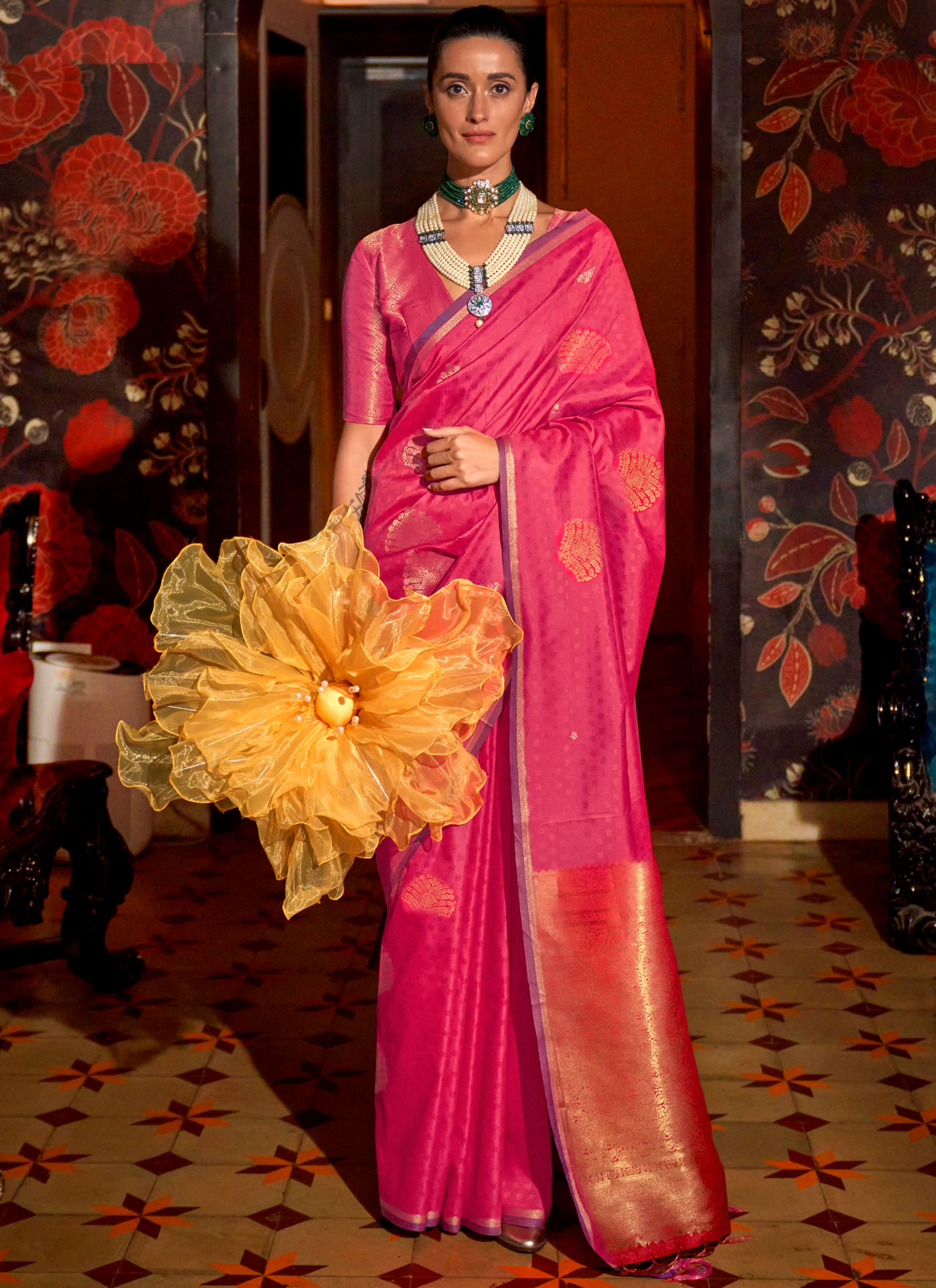 Bridal Sarees, Party Wear, Bollywood, Kanjivaram Saree, Net, Lehenga, Printed, Half Sarees, Chikankari, Bandhani, Georgette,