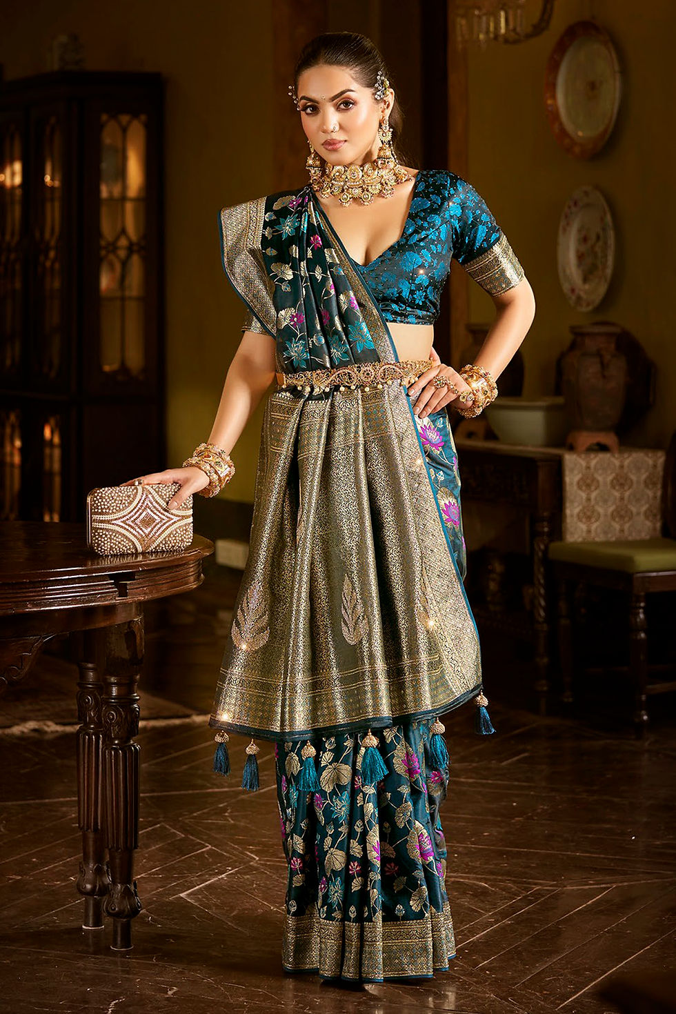 Bridal Sarees, Party Wear, Bollywood, Kanjivaram Saree, Net, Lehenga, Printed, Half Sarees, Chikankari, Bandhani, Georgette,