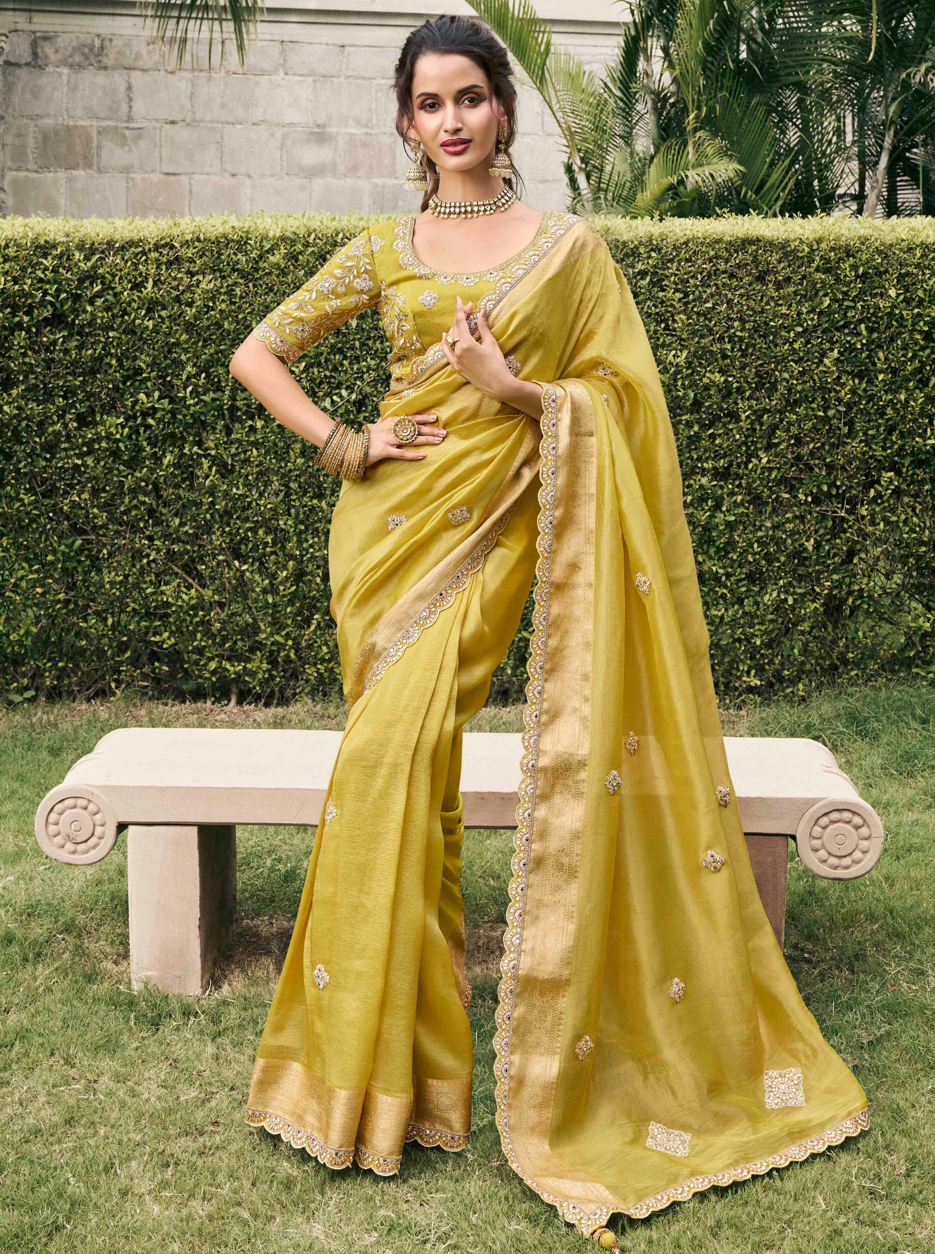 Bridal Sarees, Party Wear, Bollywood, Kanjivaram Saree, Net, Lehenga, Printed, Half Sarees, Chikankari, Bandhani, Georgette,