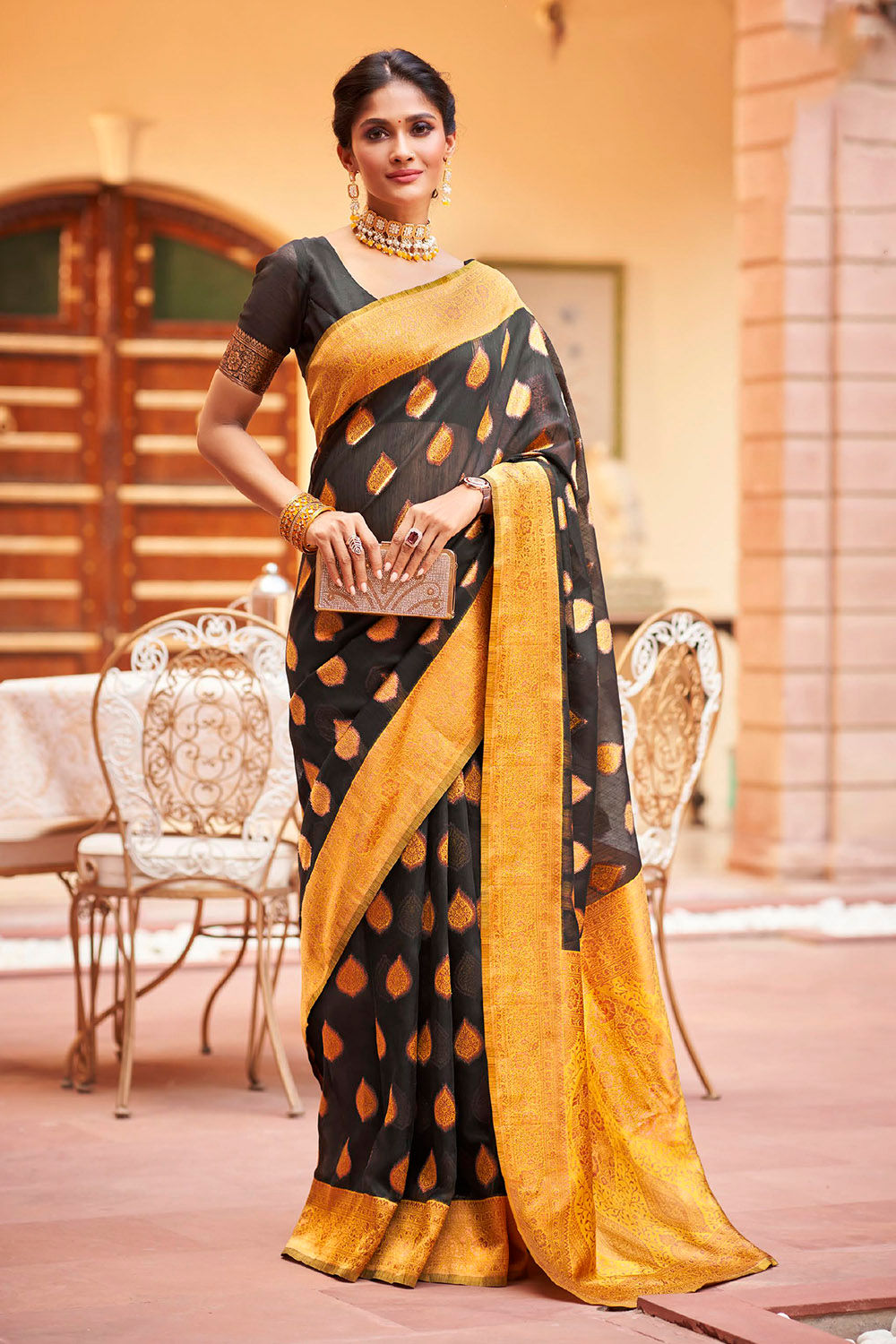 Bridal Sarees, Party Wear, Bollywood, Kanjivaram Saree, Net, Lehenga, Printed, Half Sarees, Chikankari, Bandhani, Georgette,