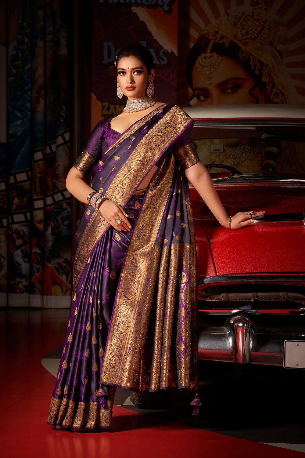 Latest Designer Saree for Women, Paithani Saree, Linen Saree, Kashmiri Sarees, Saree Blouse, Sarees for Indian Weddings, Red