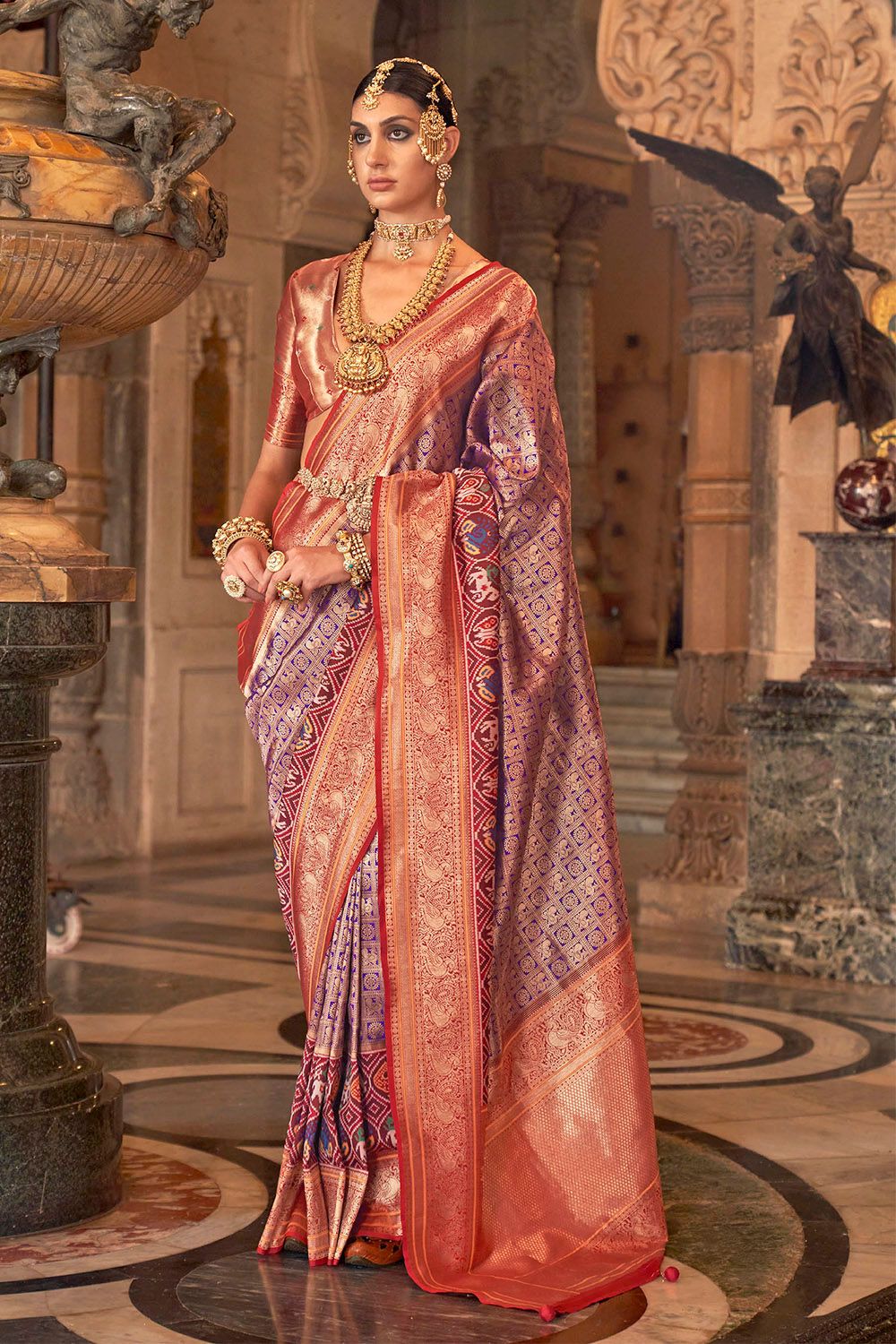 Latest Designer Saree for Women, Paithani Saree, Linen Saree, Kashmiri Sarees, Saree Blouse, Sarees for Indian Weddings, Red
