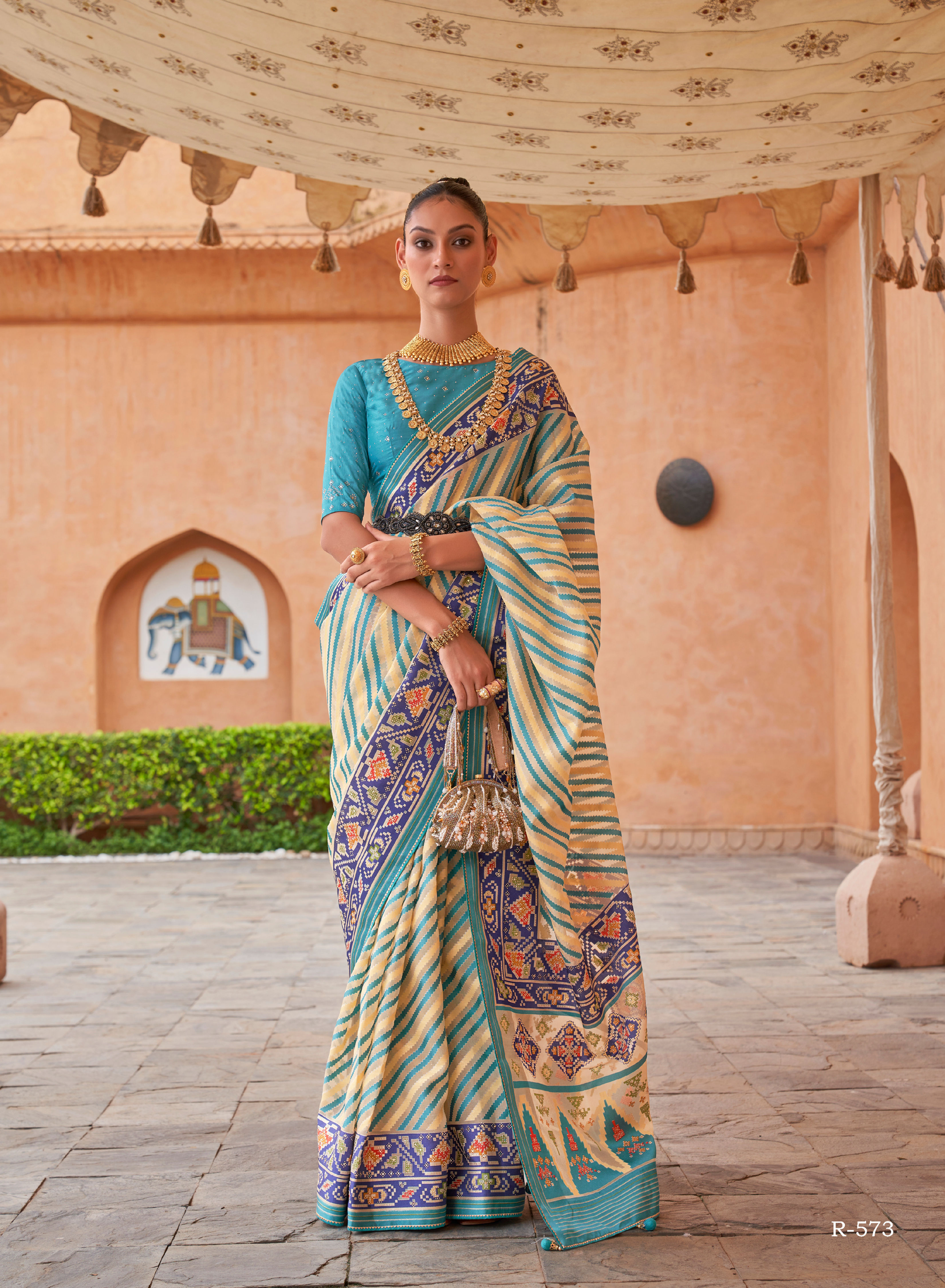 Bridal Sarees, Party Wear, Bollywood, Kanjivaram Saree, Net, Lehenga, Printed, Half Sarees, Chikankari, Bandhani, Georgette,