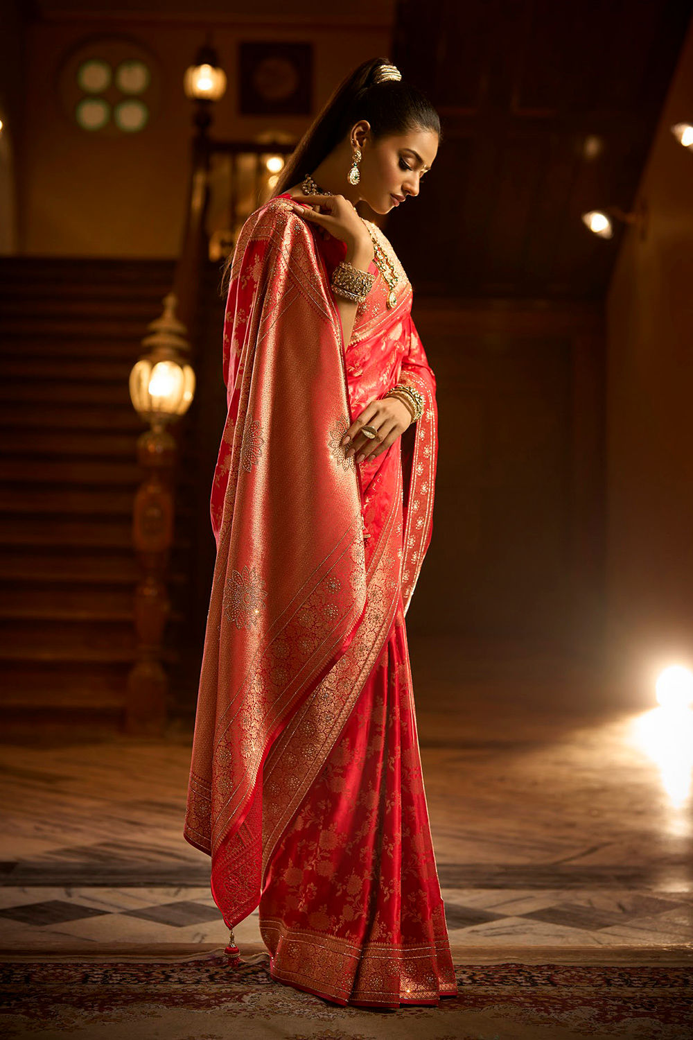 Bridal Sarees, Party Wear, Bollyood, Kanjivaram Saree, Net, Lehenga, Printed, Half Sarees, Chikankari, Bandhani, Georgette,