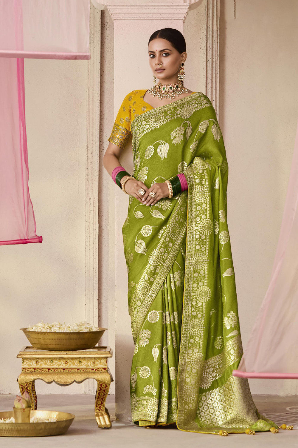 Bridal Sarees, Party Wear, Bollywood, Kanjivaram Saree, Net, Lehenga, Printed, Half Sarees, Chikankari, Bandhani, Georgette,
