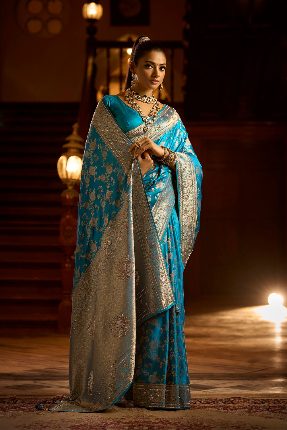 Bridal Sarees, Party Wear, Bollyood, Kanjivaram Saree, Net, Lehenga, Printed, Half Sarees, Chikankari, Bandhani, Georgette,