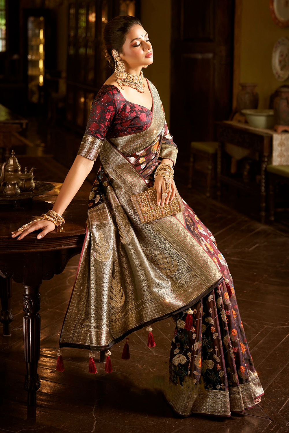 Bridal Sarees, Party Wear, Bollywood, Kanjivaram Saree, Net, Lehenga, Printed, Half Sarees, Chikankari, Bandhani, Georgette,