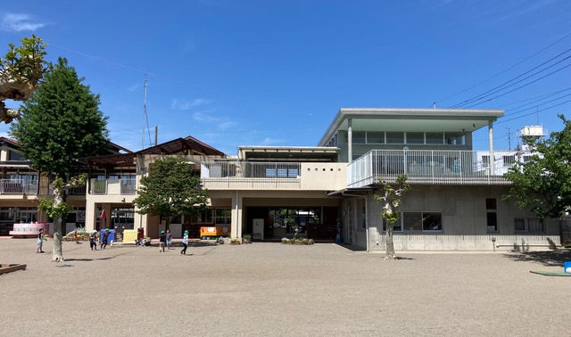 三尻幼稚園(全景)