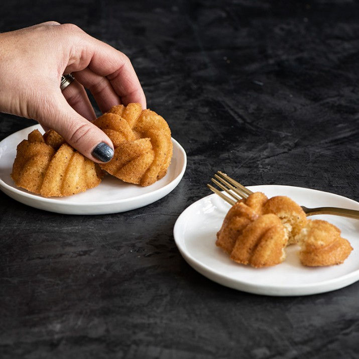 Miniatura: Forma Nordic Ware Braided Bites