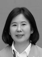 윤주현교수님.jpg