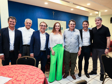 SINDUSCON ANÁPOLIS PRESENTE NA CONFRATERNIZAÇÃO DO SINDUSCON-GO