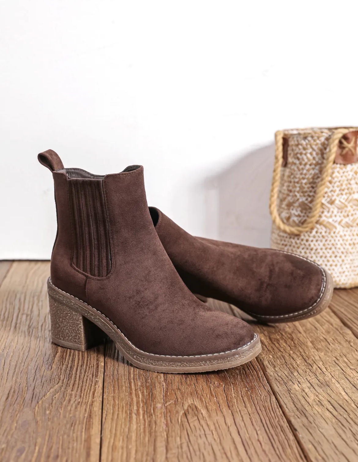 Bottines Chelsea Femme en Suédine Marron à Talon Bloc