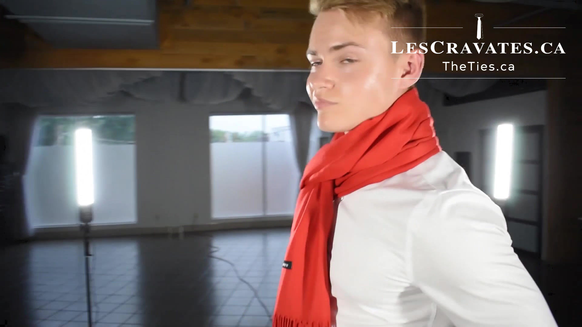 Foulard rouge en laine et cachemire