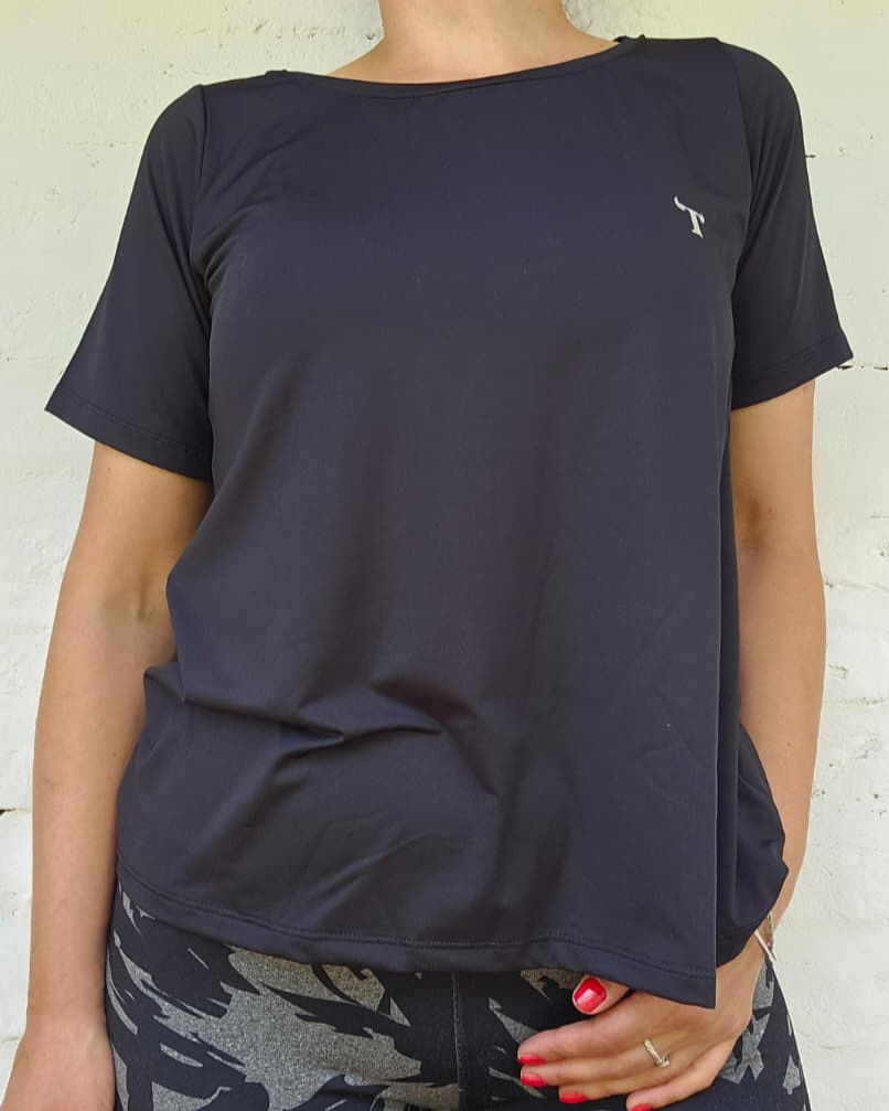 Remera evase | Negro