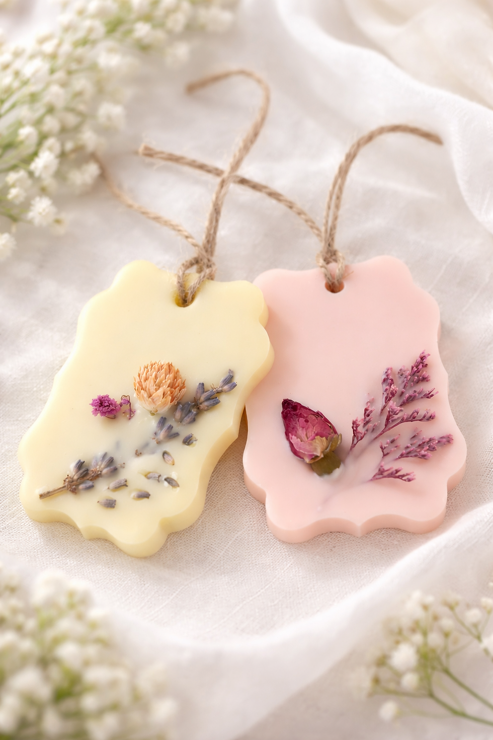 Thumbnail: Jasmine & Gardenia Scented Wax Tablet