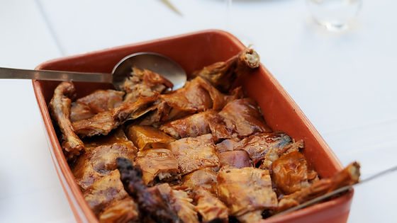 Cabrito Estonado à Moda de Oleiros (à mesa)