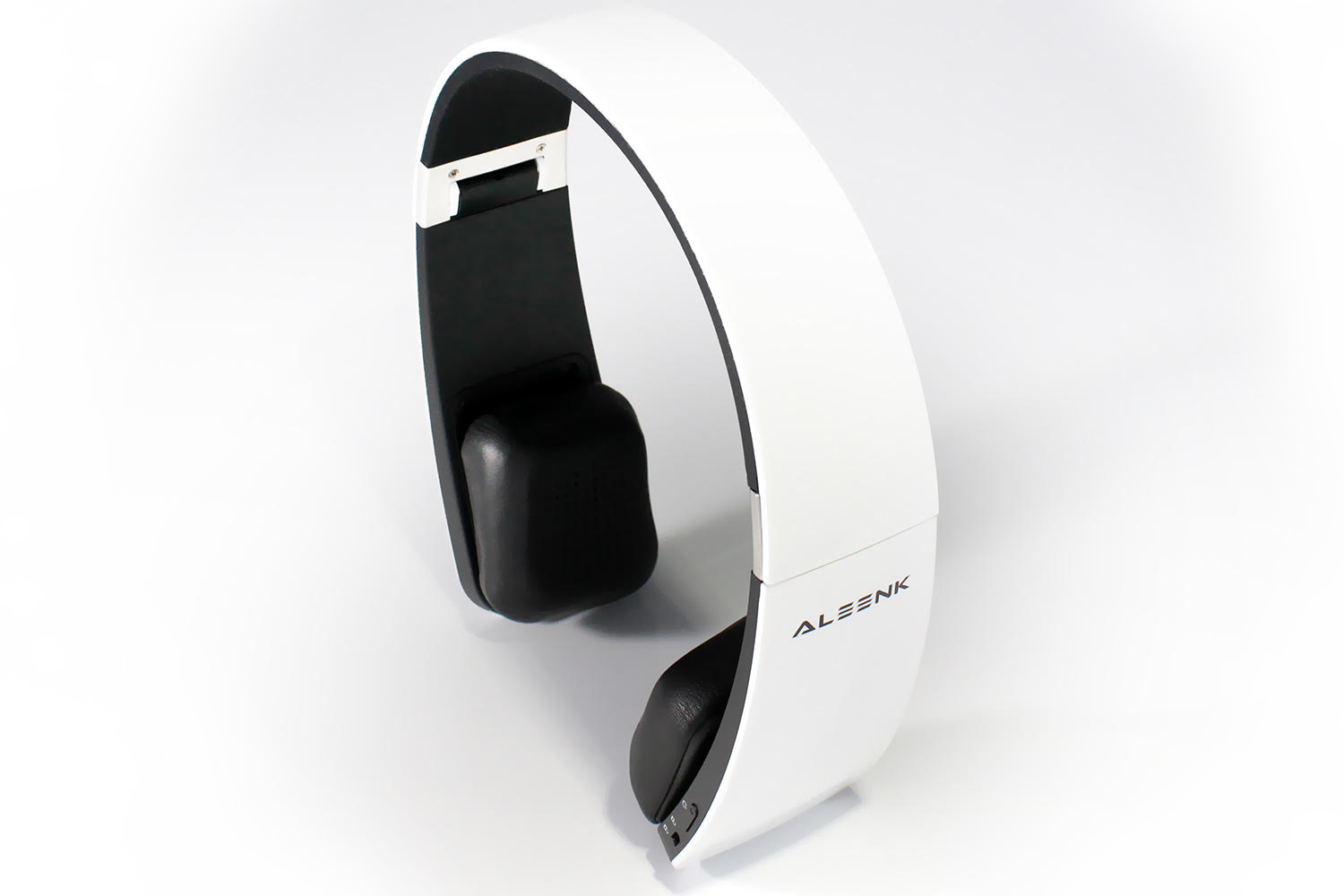 HEADPHONES - White