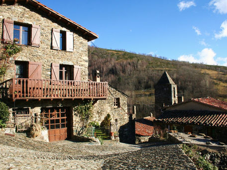 Arriba la fibra òptica a Espinavell i Els Grells, i en breu es farà el desplegament a Ginestosa.