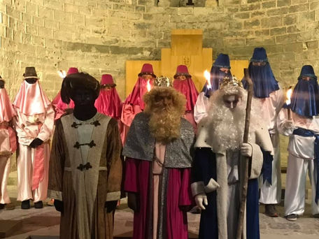 Ses Majestats d'Orient, a punt per la Cavalcada de Reis 2019!