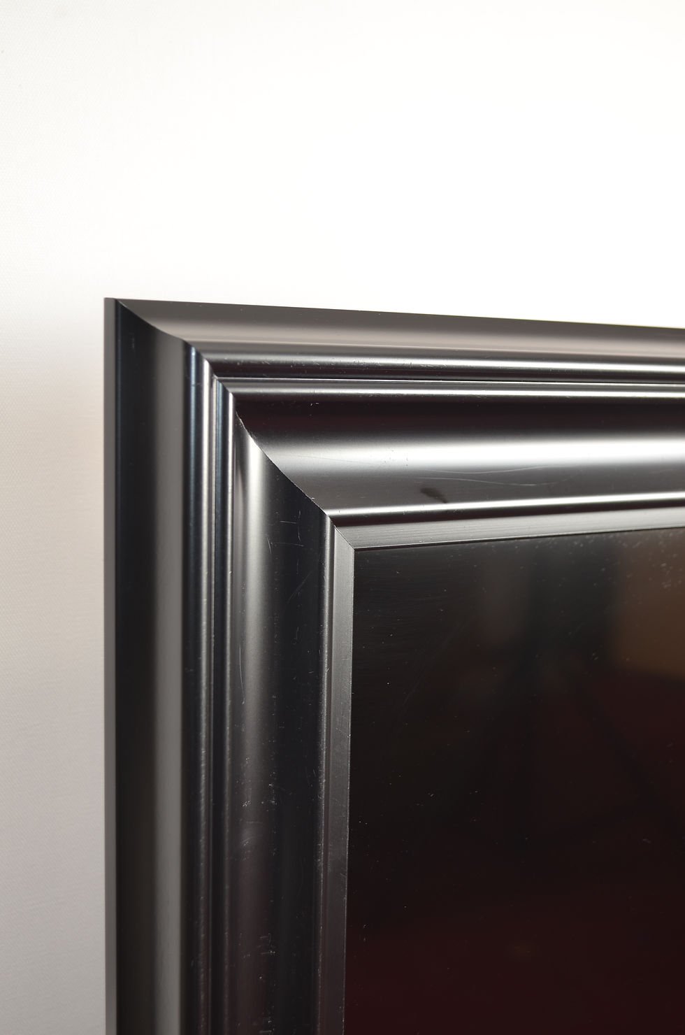 Thumbnail: Fenna - Black TV Frame