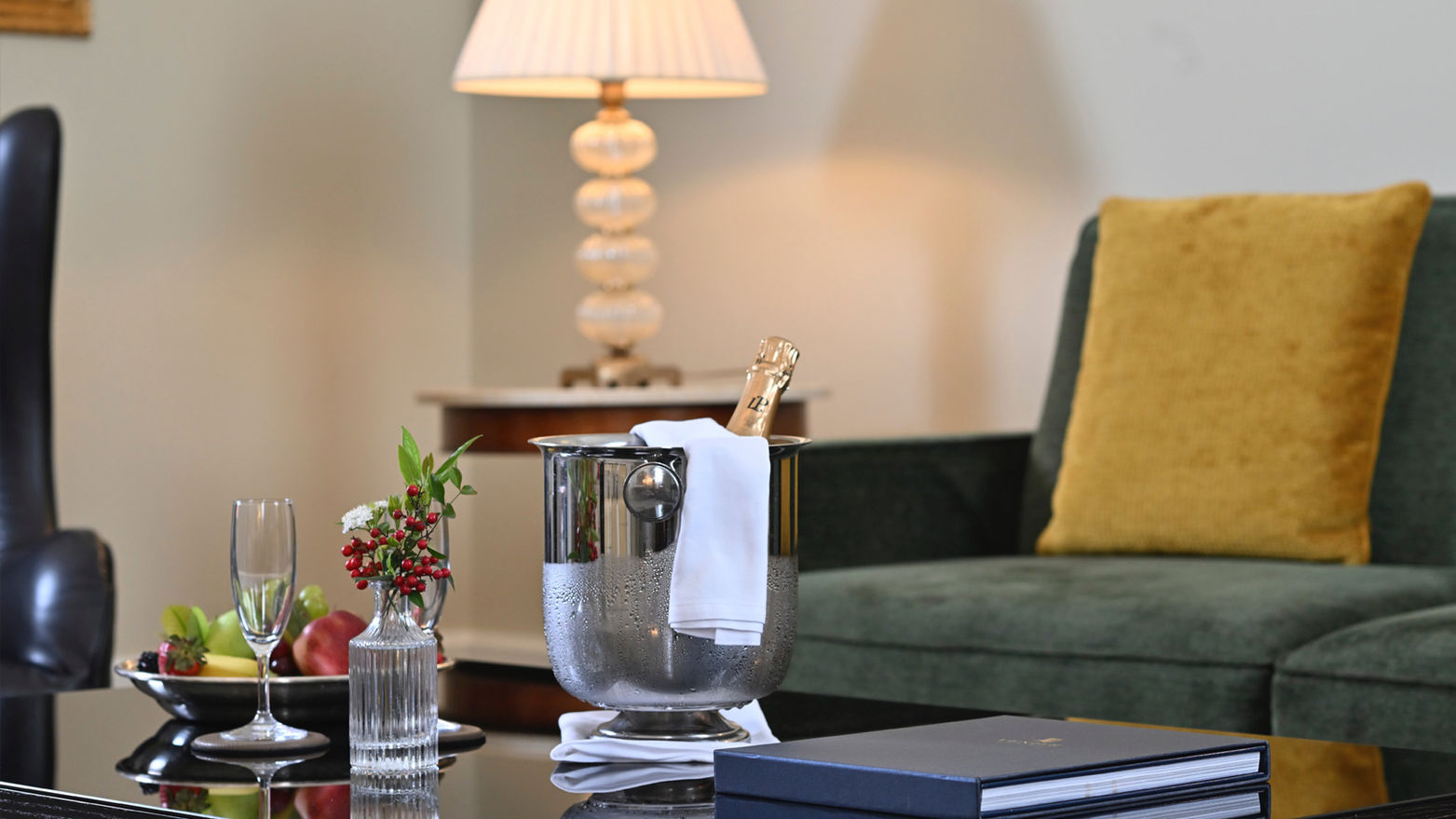 VENICE SUITE
A vision of timeless elegance, the Venice Suite is decorated with classic furnishings and luxurious textiles, including plush platinum carpeting and silk wallcoverings. The peaceful setting is enhanced by captivating views of the palace’s idyllic gardens and historic courtyard.
With its spacious layout and welcoming foyer, the suite is particularly popular with families.
Designed with your comfort and convenience in mind, it features a separate entrance area and living room, along with a walk-in closet to help you settle in during your stay. An extra bed is also available upon request to ensure a comfortable stay for an additional guest.
Sofa bed is available in the room to ensure a comfortable stay for an additional guest.
85SQM / 914SQF Garden or Courtyard View