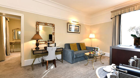 NAVIGANTE JUNIOR SUITE
Located in the Navigante Wing at the edge of the island, these suites overlook the lagoon
