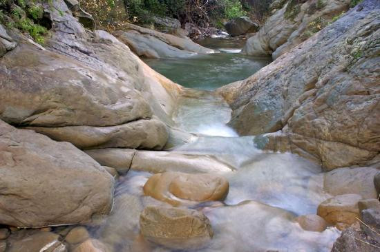 Seven Falls - one of the best hikes in santa barbara, cool hikes in santa barbara, santa barbara hiking spots, best hikes near santa barbara, hikes around santa barbara, hiking near santa barbara, easy hikes in santa barbara, coastal community in california