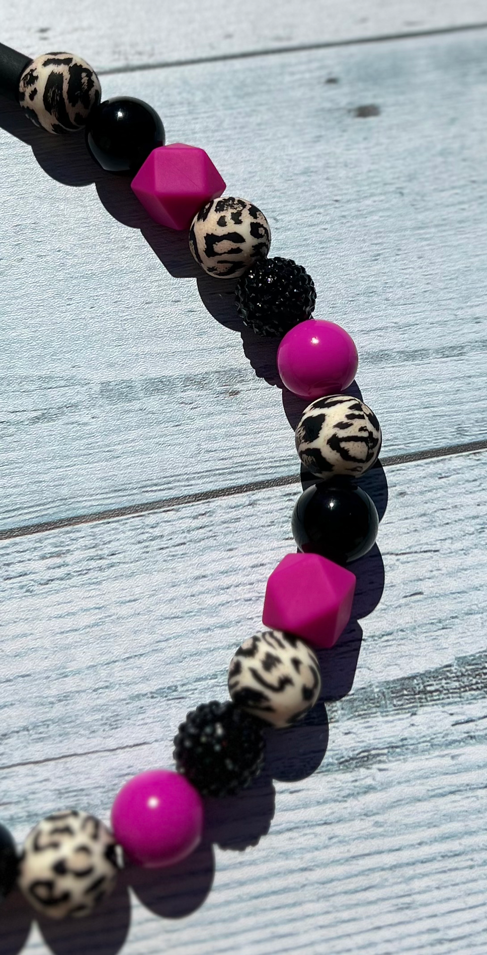 Thumbnail: Fucshia Leopard