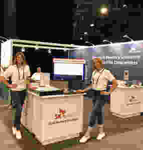 Las Vegas convention models, Las Vegas trade show models, Las Vegas convention staff, attract agency