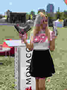 Chicago promotional models, chicago brand ambassadors, chicago trade show models, chicago convention models, chicago trade show hostesses, chicago event staffing, chicago promo staff