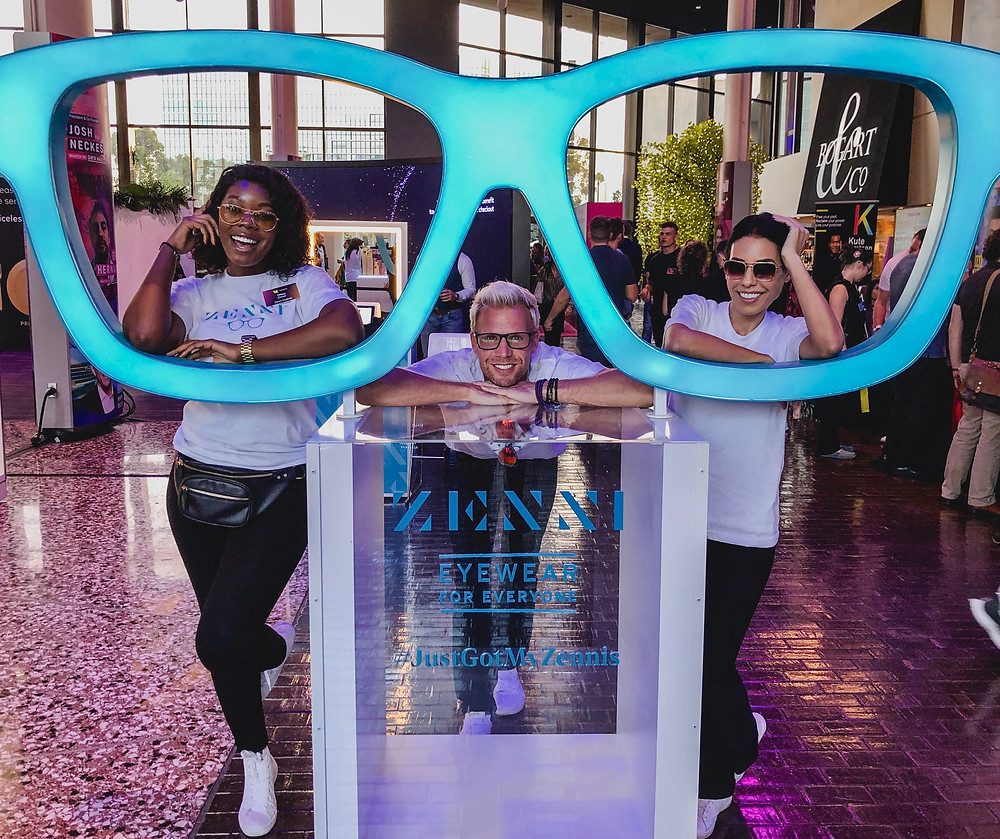 Long Beach brand ambassadors, Los Angeles brand ambassadors, Los Angeles promotional models, Long Beach convention staff, Long Beach trade show talent