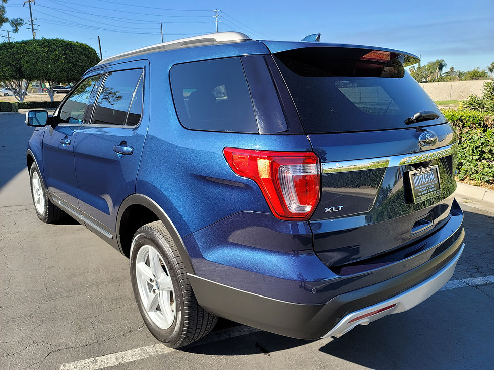 Thumbnail: 2017 Ford Explorer XLT 4X4 - 69K Miles