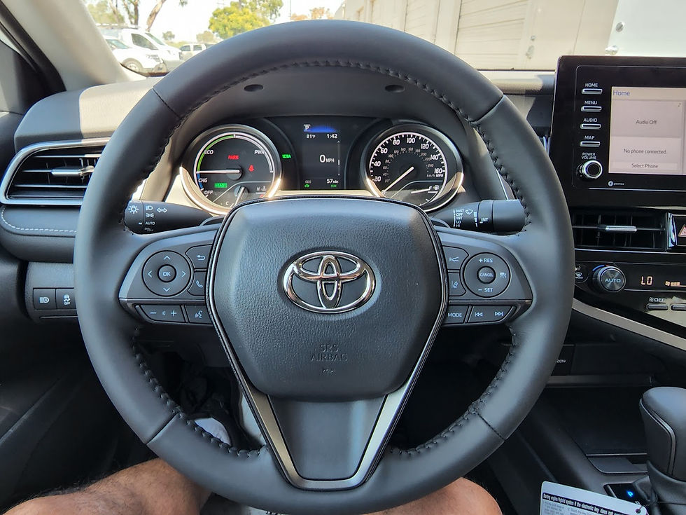 Thumbnail: 2022 Toyota Camry SE Hybrid