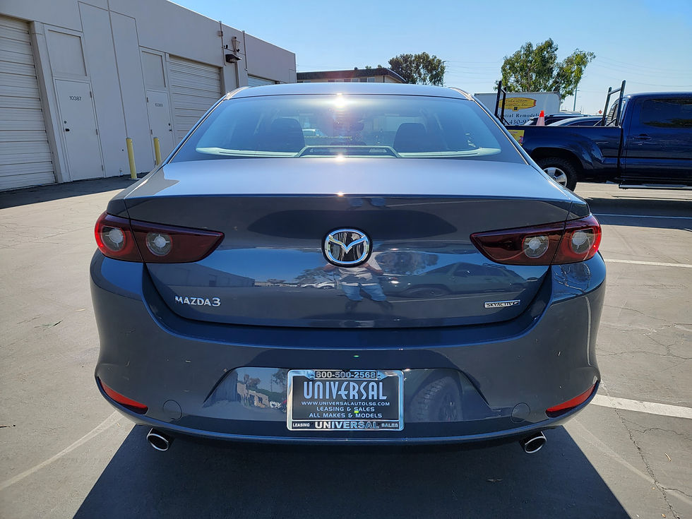 Thumbnail: 2022 Mazda 3 Carbon Edition
