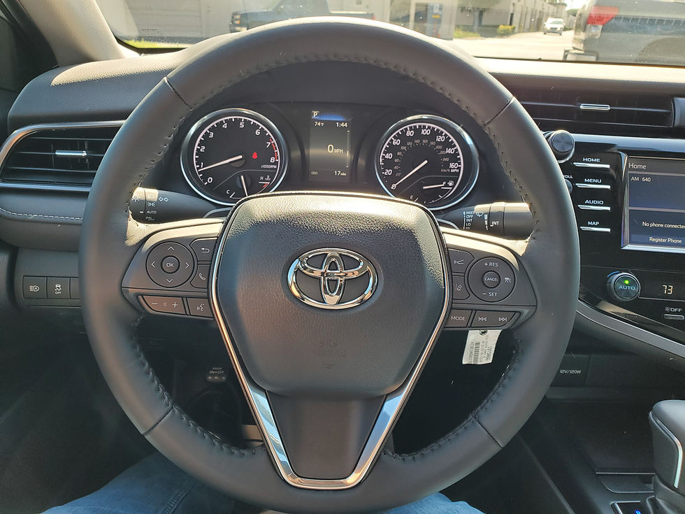 Thumbnail: 2019 Toyota Camry SE