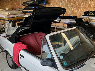 Restauration de la capote pendant les travaux BMW E30