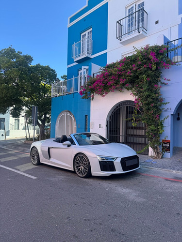 Rent a Audi R8 Spyder V10 (White) in Cape Town | Veloce