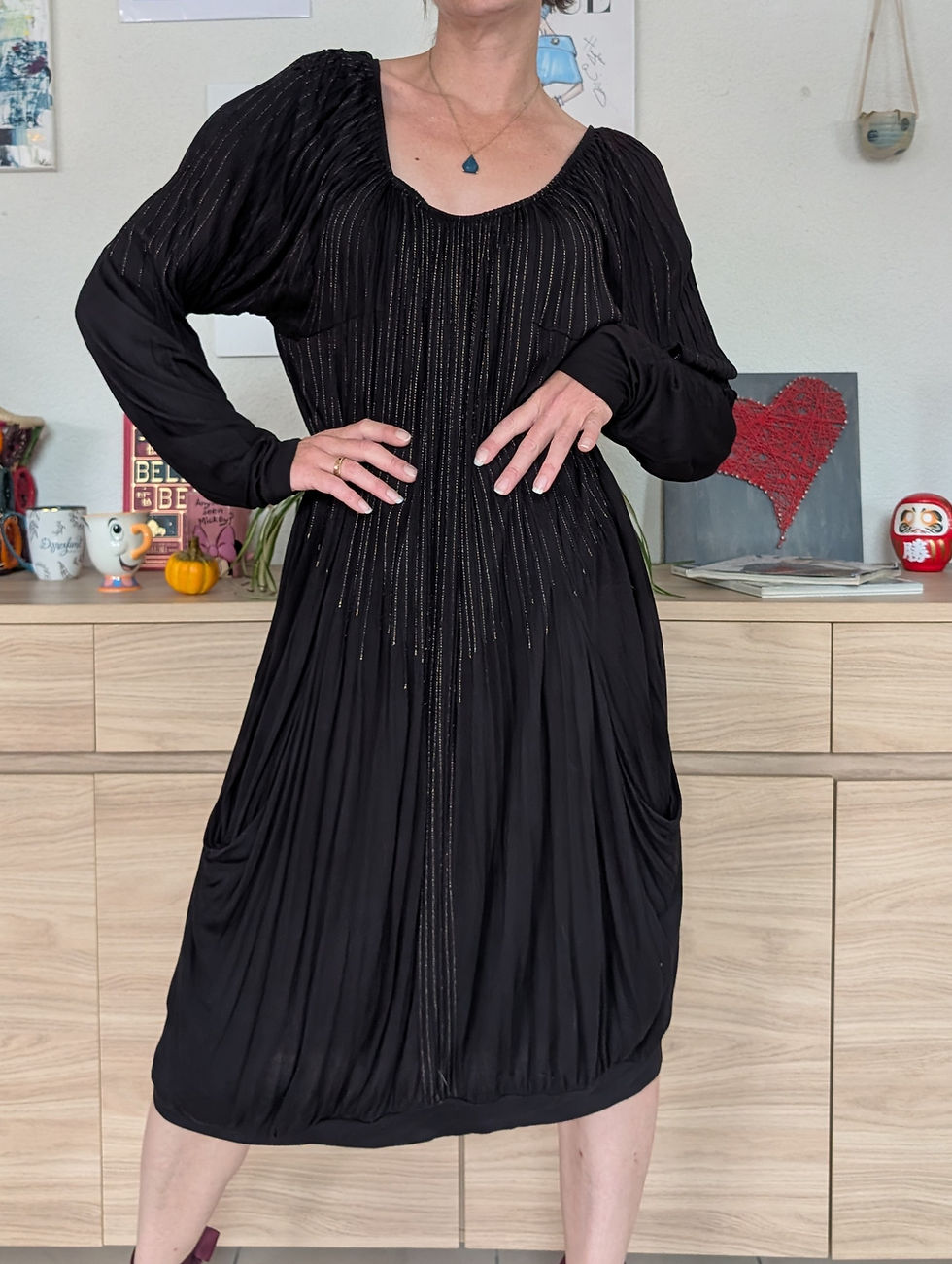 Robe effet ballon noire fils doré T:42