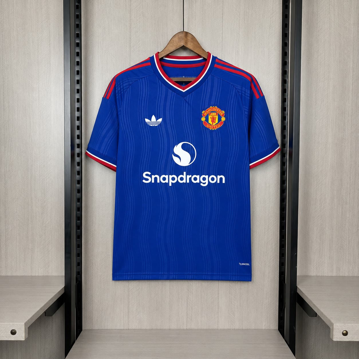 Manchester United 2026/27 - Away