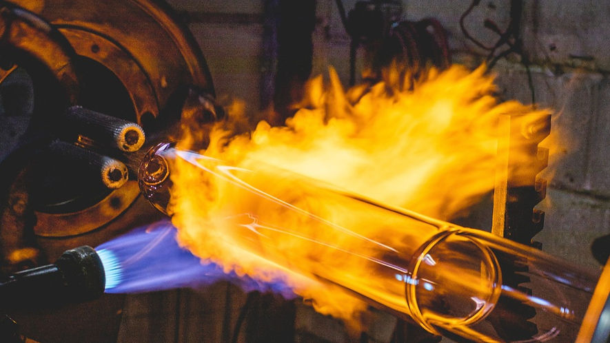 glassblowing 2023 3 _edited.jpg