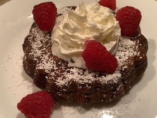 Love at First Bite: Keto Chocolate Lava Cake for Valentine’s Day!💘