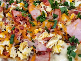 Keto Meat Lovers Breakfast Pizza